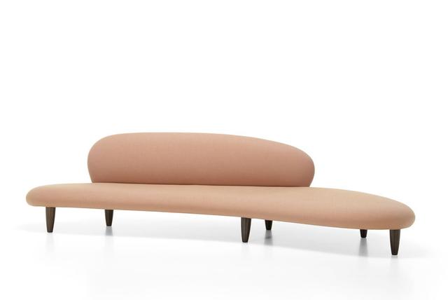 画像: 「フリーフォーム ソファ」＜H67.5×W238.5×D81cm＞￥1,366,200／ヴィトラ COURTESY OF VITRA