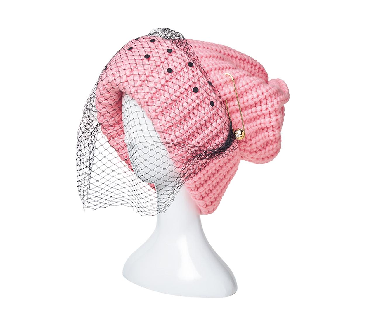 画像 : 6番目の画像 - 「シャネル、ディオールほか
帽子からヘアクリップまで
髪まわりのアクセサリー」のアルバム - T JAPAN:The New York Times Style Magazine 公式サイト
