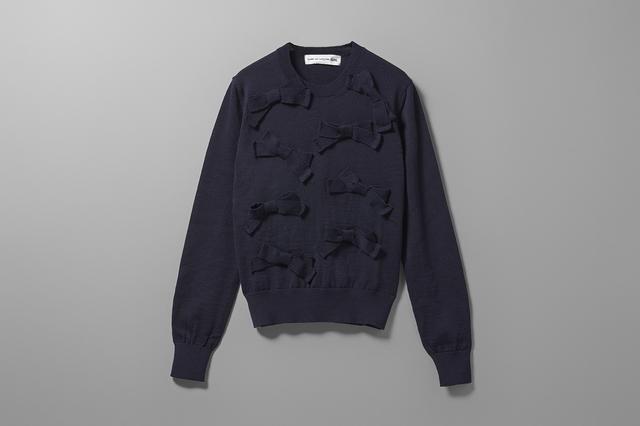 画像: ニット¥60,500/コム デ ギャルソン・ガール