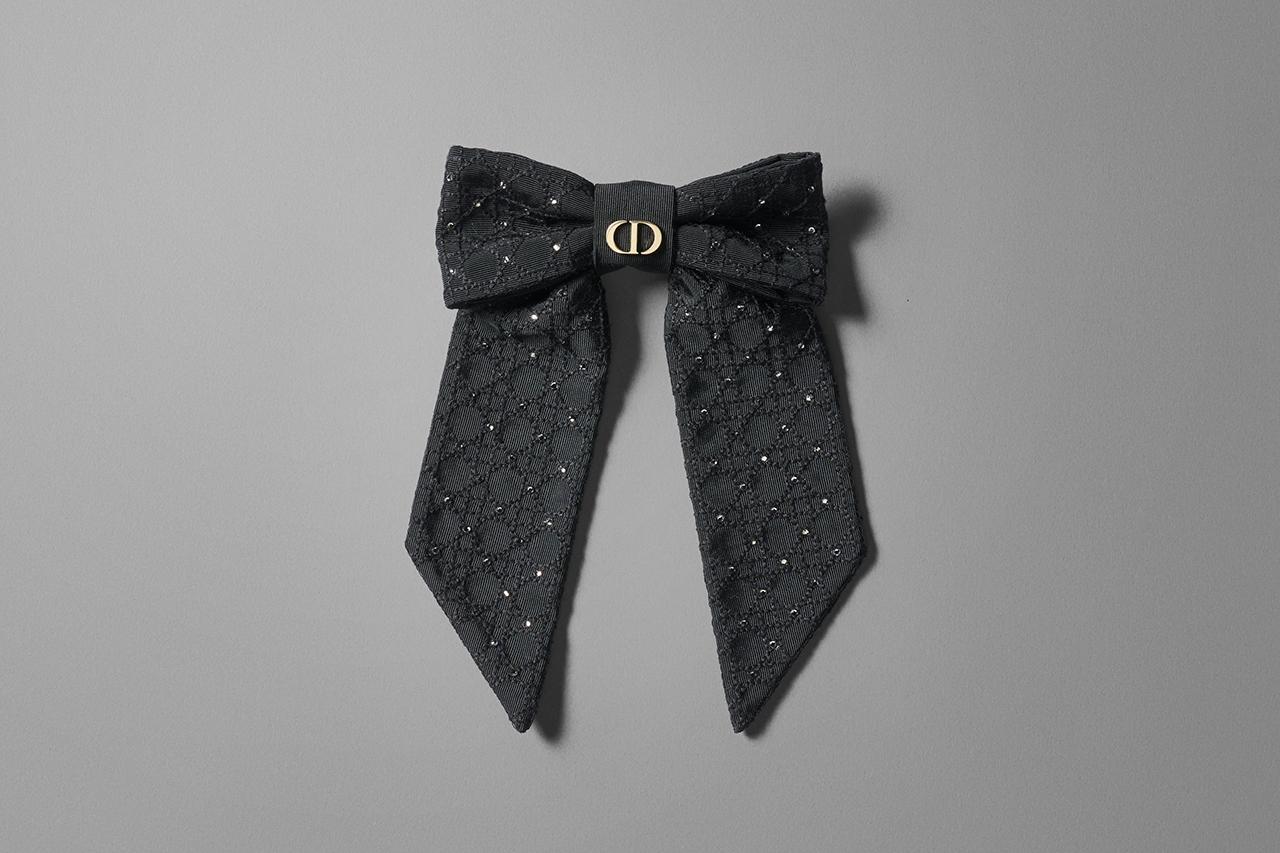 リボンの魔法にかけられて シャネル、ディオールほか 最新アイテム11選