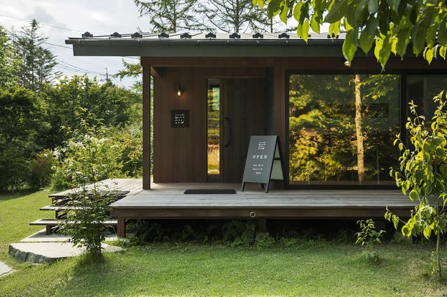 画像: テラスや庭も心地よく、ペット連れでも尋ねられる