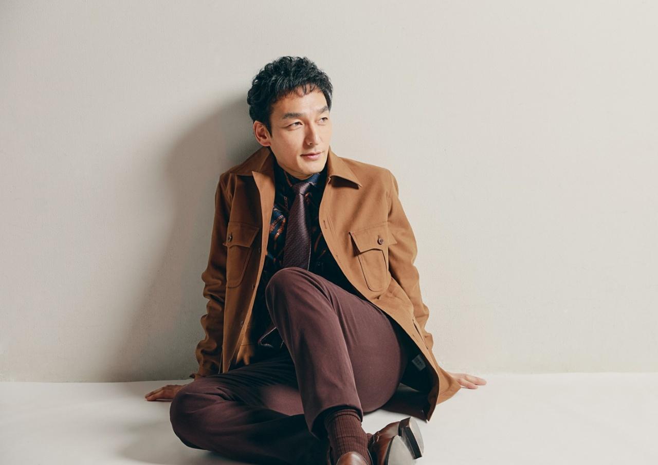 草彅剛が悟りと執着のあいだで 心の“無”を見つめる旅に出る―― 舞台