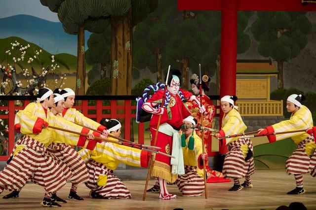 画像1: 『義経千本桜 鳥居前』佐藤忠信実は源九郎狐=尾上右近