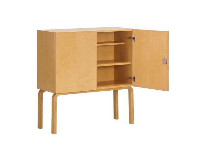 画像: 「キャビネット 250」<W95×D40×H100cm>¥495,000/アルテック ※2027年末までの限定生産 COURTESY OF ARTEK