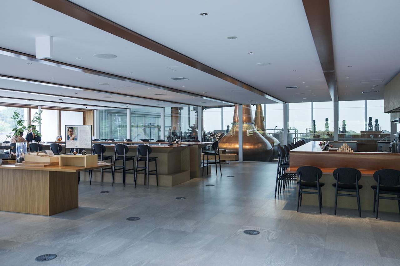 画像 : 3番目の画像 - 「軽井沢Vol.5   ウイスキーとワイン
手仕事案内人・樺澤貴子の
日本のローカルトレジャーを探す旅」のアルバム - T JAPAN:The New York Times Style Magazine 公式サイト