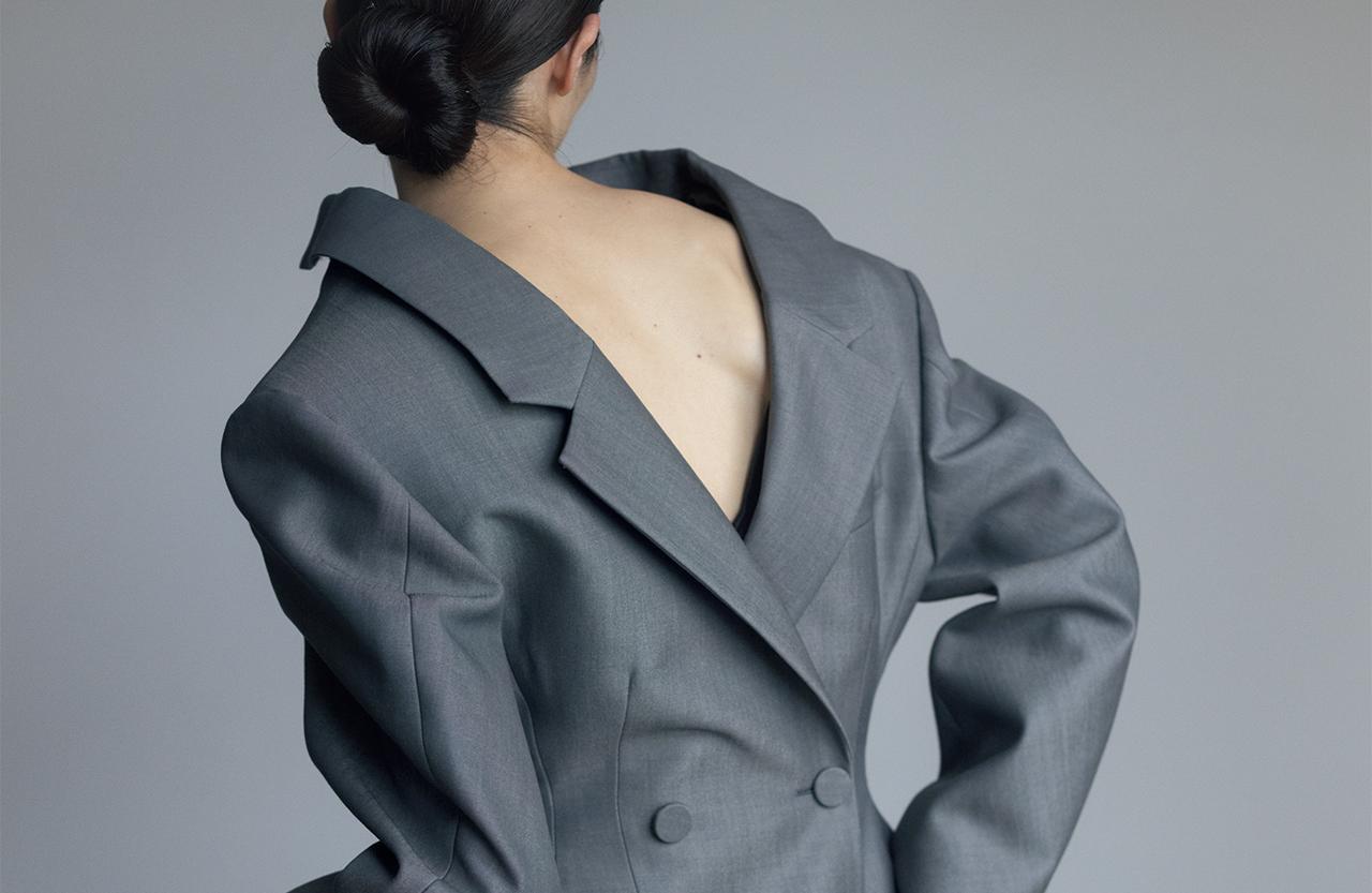 画像: ジバンシィ、ジョルジオ アルマーニほか 私たちの、 テーラード新章 - T JAPAN:The New York Times Style Magazine 公式サイト