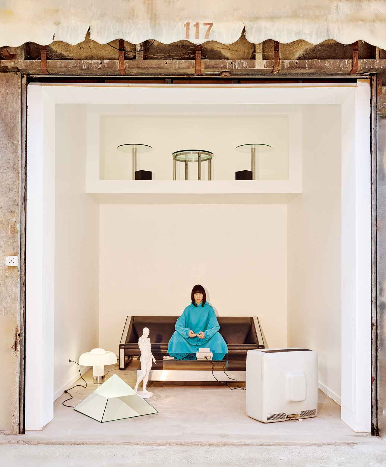 画像 : 1番目の画像 - 「シャネル、ルイ・ヴィトンほか
2025-26秋冬コレクションより
自分らしい美しい1着に出会う②」のアルバム - T JAPAN:The New York Times Style Magazine 公式サイト