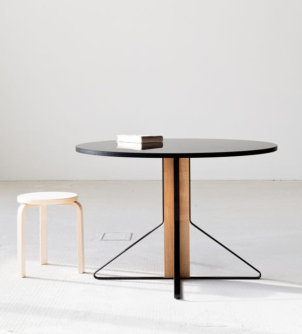 Artek 木製円形テーブル デンマーク製 アアルト テーブル 半円形（アルテック／Artek） フリーデザイン