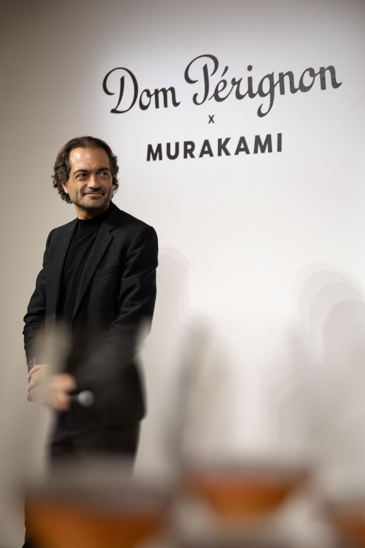 ドン ペリニヨンと村上隆が コラボレーション。 限定エディションが