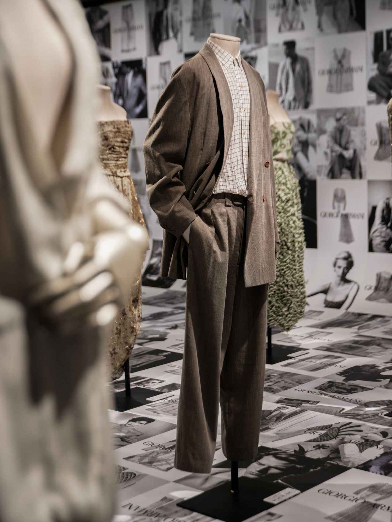 ジョルジオ・アルマーニの 創造の軌跡をたどる展示 ARMANI/Archivio