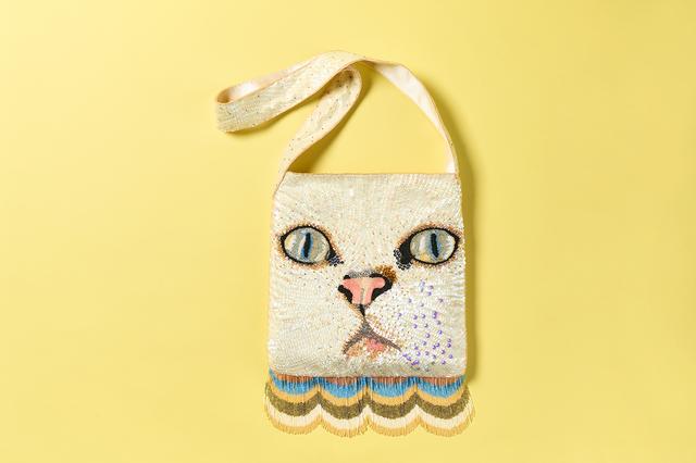 画像: バッグ<H31×W30×D3㎝>¥792,000/ヴァレンティノ ガラヴァーニ