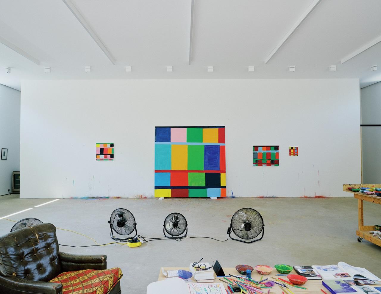 画像: NY州ハンプトンに住む画家夫妻の クリエイティブな暮らし── 夢のコラボレーション<前編> - T JAPAN:The New York Times Style Magazine 公式サイト