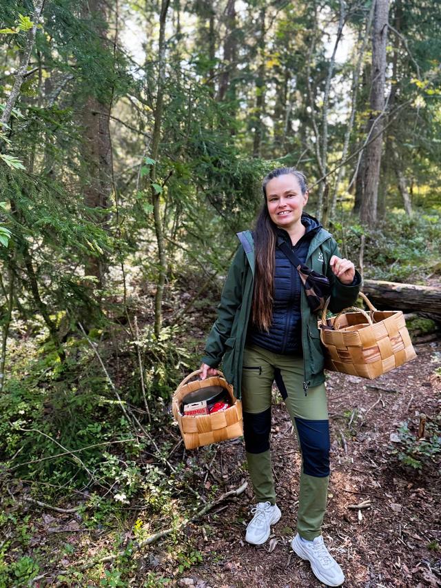 画像: アンナ・ニマン。自然食品・オーガニック食品会社「ヘルシンキ・ワイルドフーズ・オイ」を設立。きのこ狩りやハーブスタディのツアーをシーズン中行っている。 公式サイトはこちらから