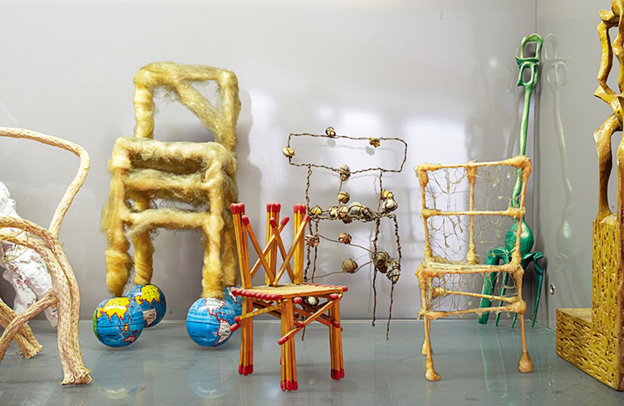 画像: 塔の上の「世界」【後編】 アーティスト、ルーカス・サマラスが つくり上げた唯一無二の世界 - T JAPAN:The New York Times Style Magazine 公式サイト