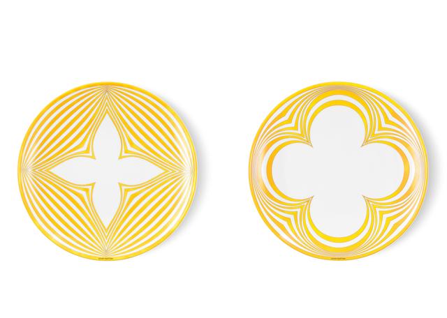 画像: 「Dolce Vita Set Of 2 Dinner Plates」￥52,800／ルイ・ヴィトン COURTESY OF LOUIS VUITTON
