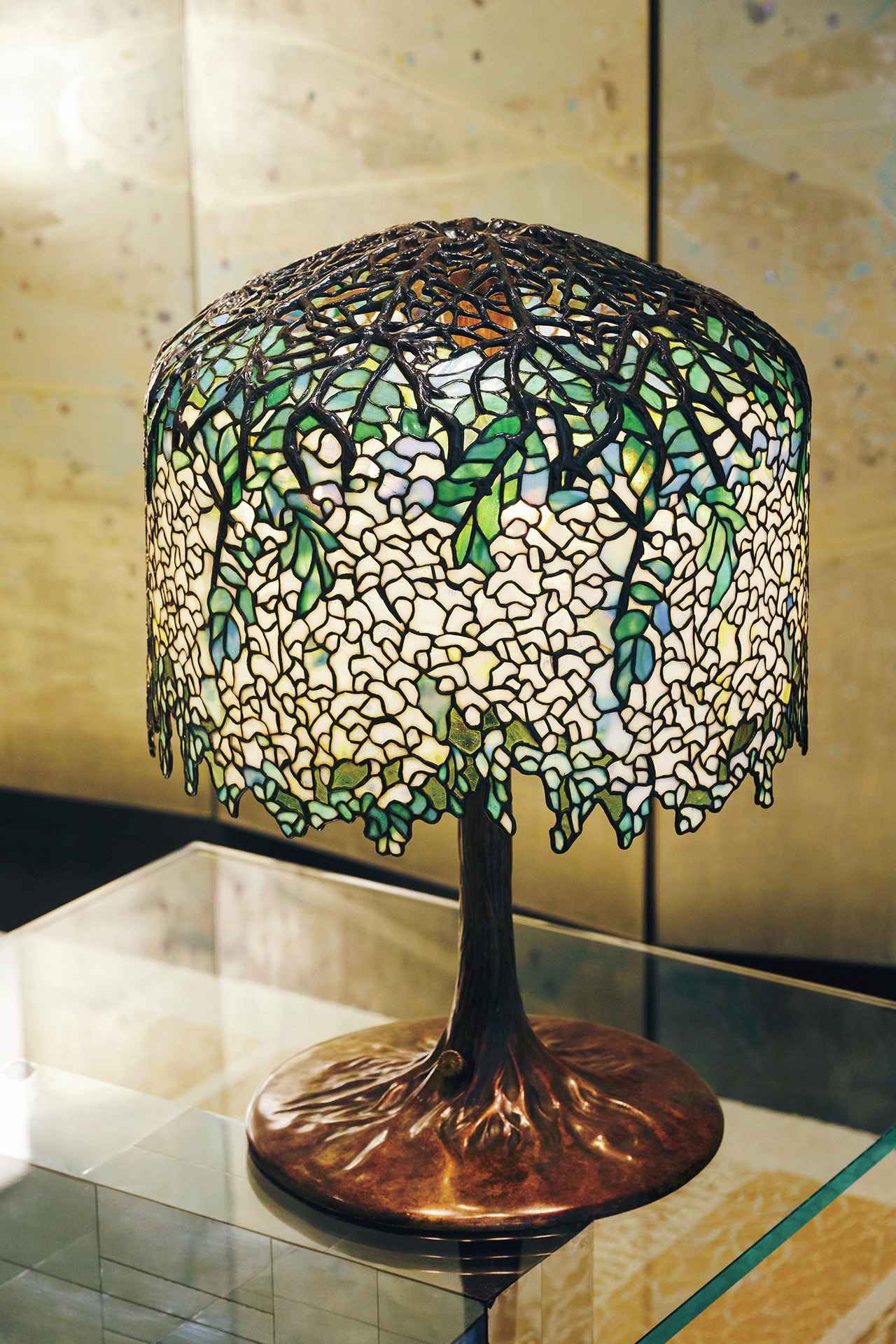 画像 : 8番目の画像 - 「CEOアンソニー・ルドリュが語る
ティファニーと日本の永続する絆と
銀座の旗艦店に込めた展望」のアルバム - T JAPAN:The New York Times Style Magazine 公式サイト