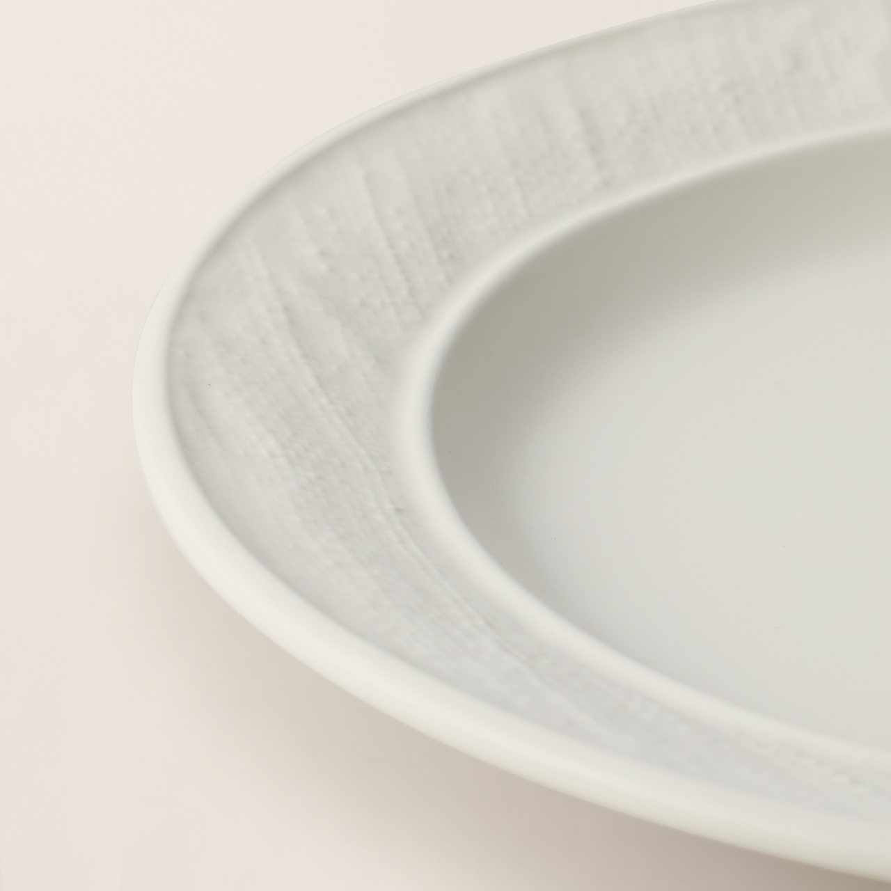 画像 : 22番目の画像 - 「年末年始に映える！
ティファニー、ルイ・ヴィトンほか
人気ブランドの器」のアルバム - T JAPAN:The New York Times Style Magazine 公式サイト