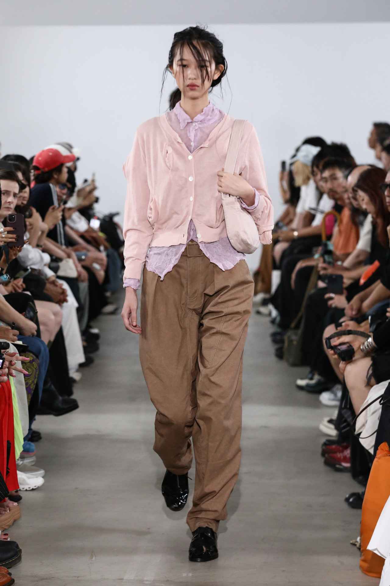 画像 : 4番目の画像 - 「大人が本当に着たい服
「ピリングス」、
優しさに包まれたなら」のアルバム - T JAPAN:The New York Times Style Magazine 公式サイト