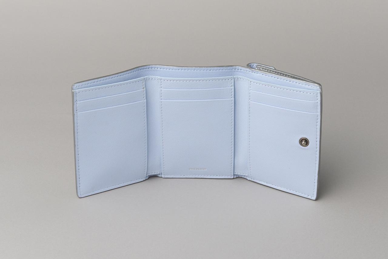 画像 : 8番目の画像 - 「濱美奈子監修・2026年の開運財布①
シャネル、プラダほか
ゴールド&シルバーの最強財布図鑑」のアルバム - T JAPAN:The New York Times Style Magazine 公式サイト