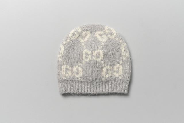 画像: 帽子￥69,300／グッチ