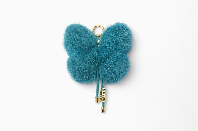 画像: チャーム￥162,800／フェンディ