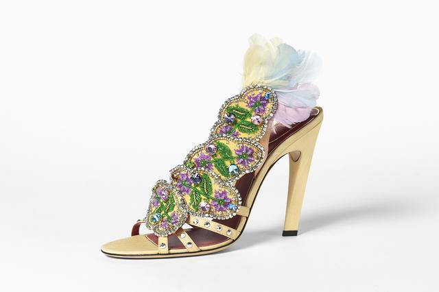 画像: 靴￥451,000／ヴァレンティノ ガラヴァーニ