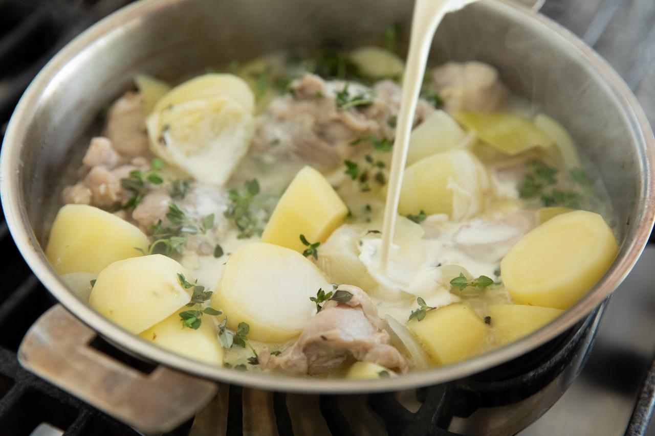 画像 : 5番目の画像 - 「長尾智子の日々のスープ
Vol.12  鶏肉と野菜のグラタンシチュー」のアルバム - T JAPAN:The New York Times Style Magazine 公式サイト