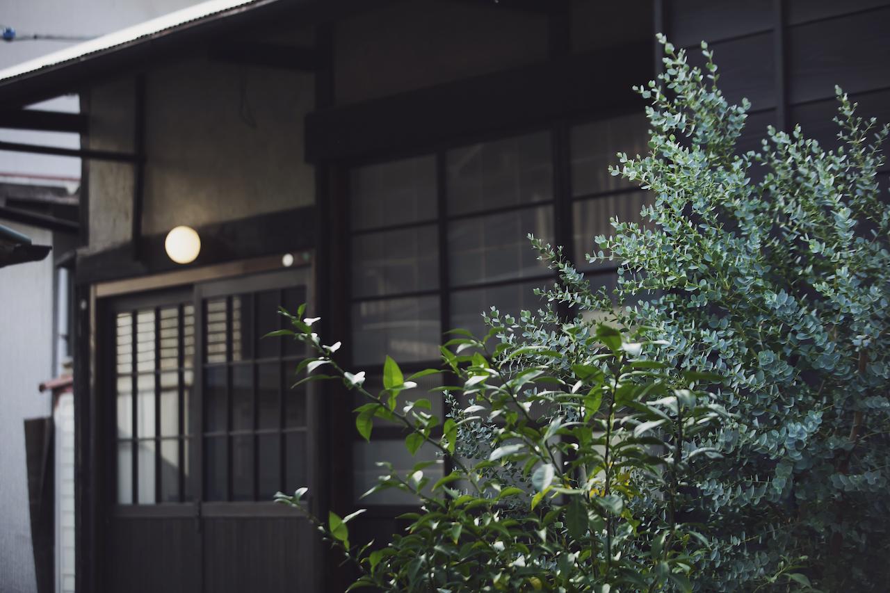 画像 : 15番目の画像 - 「大磯 Vol.1 海辺の食堂
手仕事案内人・樺澤貴子の
日本のローカルトレジャーを探す旅」のアルバム - T JAPAN:The New York Times Style Magazine 公式サイト