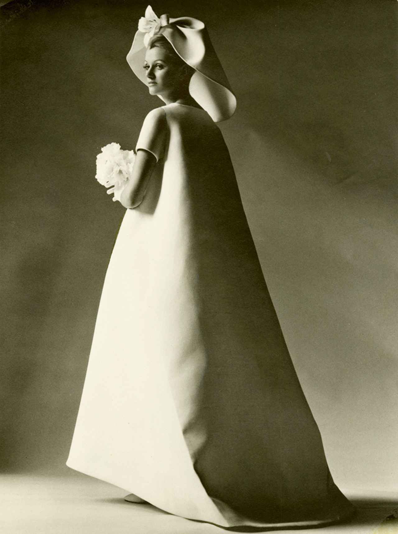 画像 : 2番目の画像 - 「バレンシアガを率いるデザイナー、
ピッチョーリの愛するもの、こと②」のアルバム - T JAPAN:The New York Times Style Magazine 公式サイト