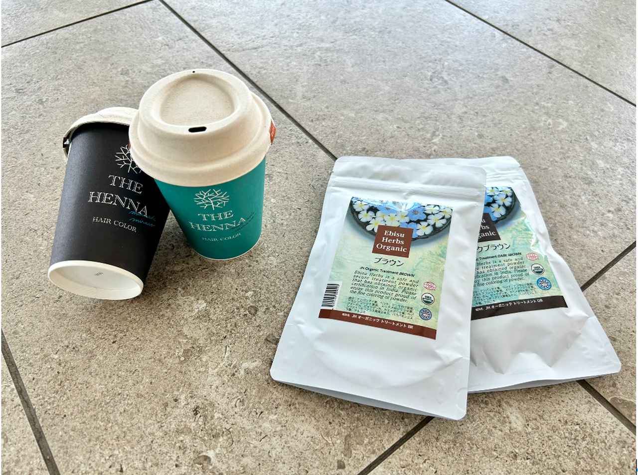 画像: 伊熊奈美の美髪レッスン vol.3 大人の髪を優しく染める 「ヘナ」のすゝめ - T JAPAN:The New York Times Style Magazine 公式サイト