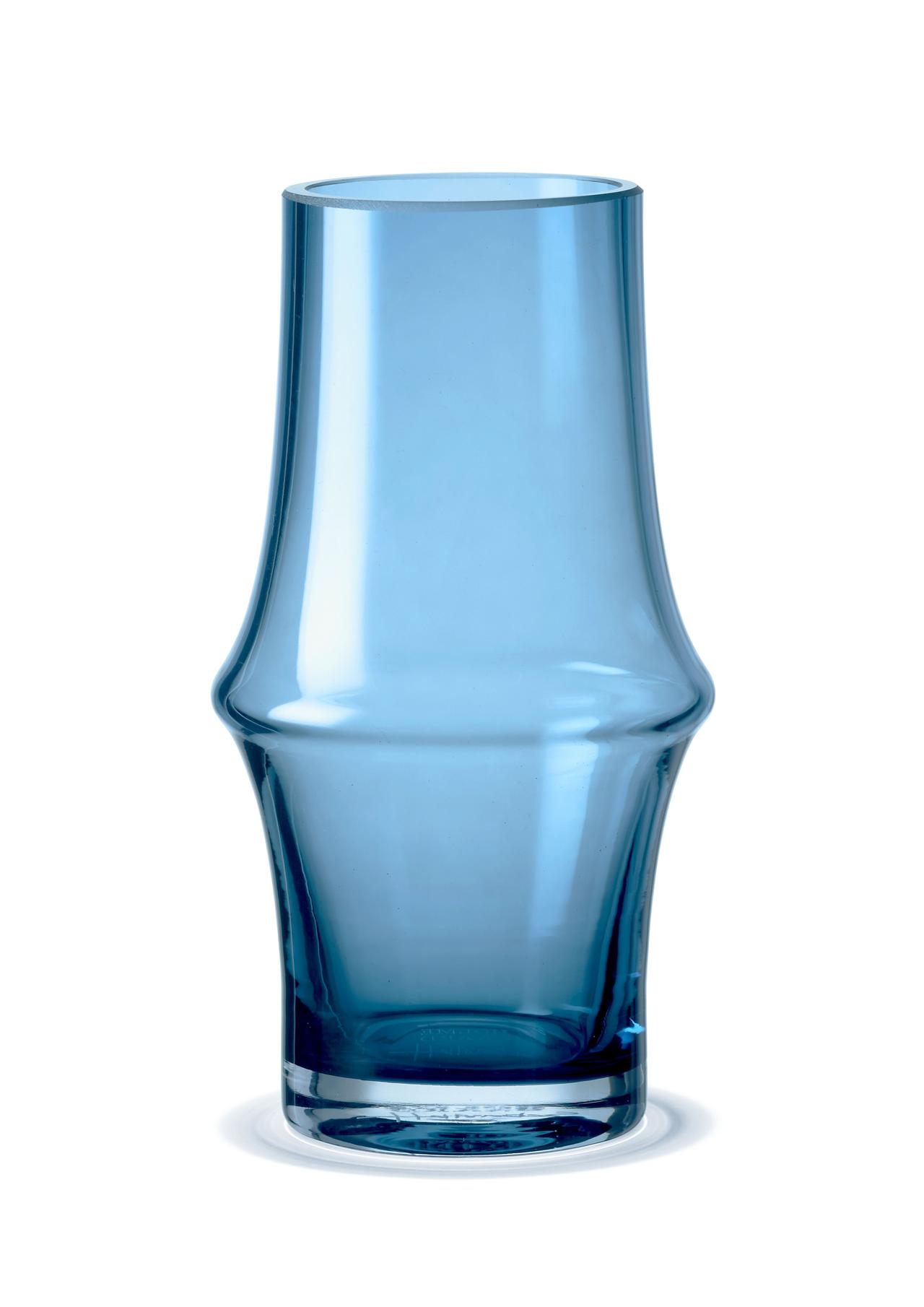 画像 : 9番目の画像 - 「ガラスのフラワーベース6選。
イッタラ、カッシーナほか
花を輝かせるデザイナーズを厳選」のアルバム - T JAPAN:The New York Times Style Magazine 公式サイト