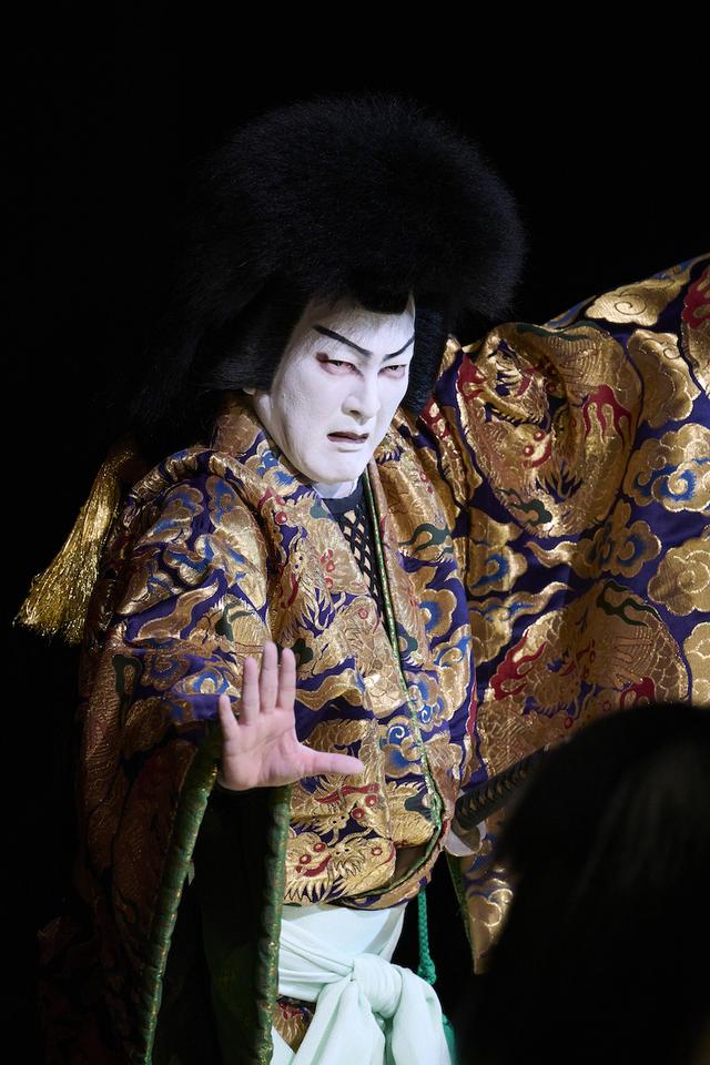 画像1: 超歌舞伎 Powered by IOWN『世界花結詞』袴垂保輔＝中村獅童