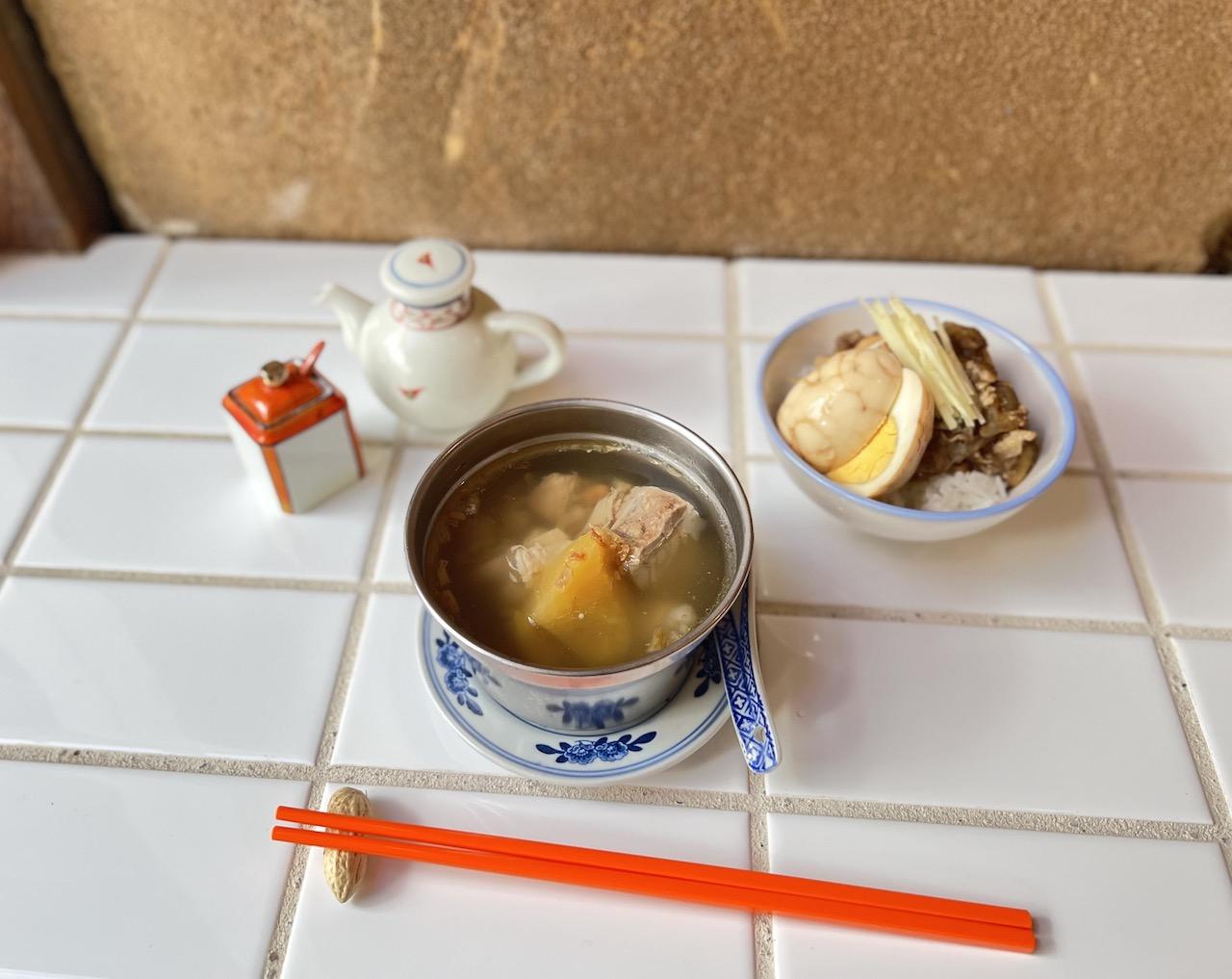 京都人・天野準子の 「これ、おいしいから食べよし」 Vol.96 五条「ニューオリエンタル」 - T JAPAN:The New York Times  Style Magazine 公式サイト