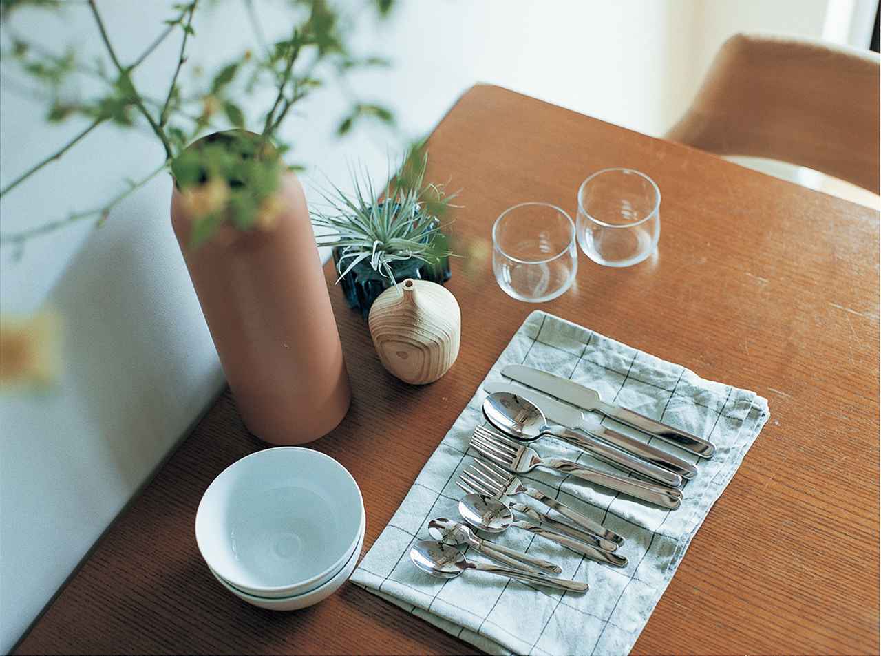 画像 : 14番目の画像 - 「アアルト、ヤコブセン、柳宗理ほか
名建築家・デザイナーによる
食器＆カトラリー8選」のアルバム - T JAPAN:The New York Times Style Magazine 公式サイト