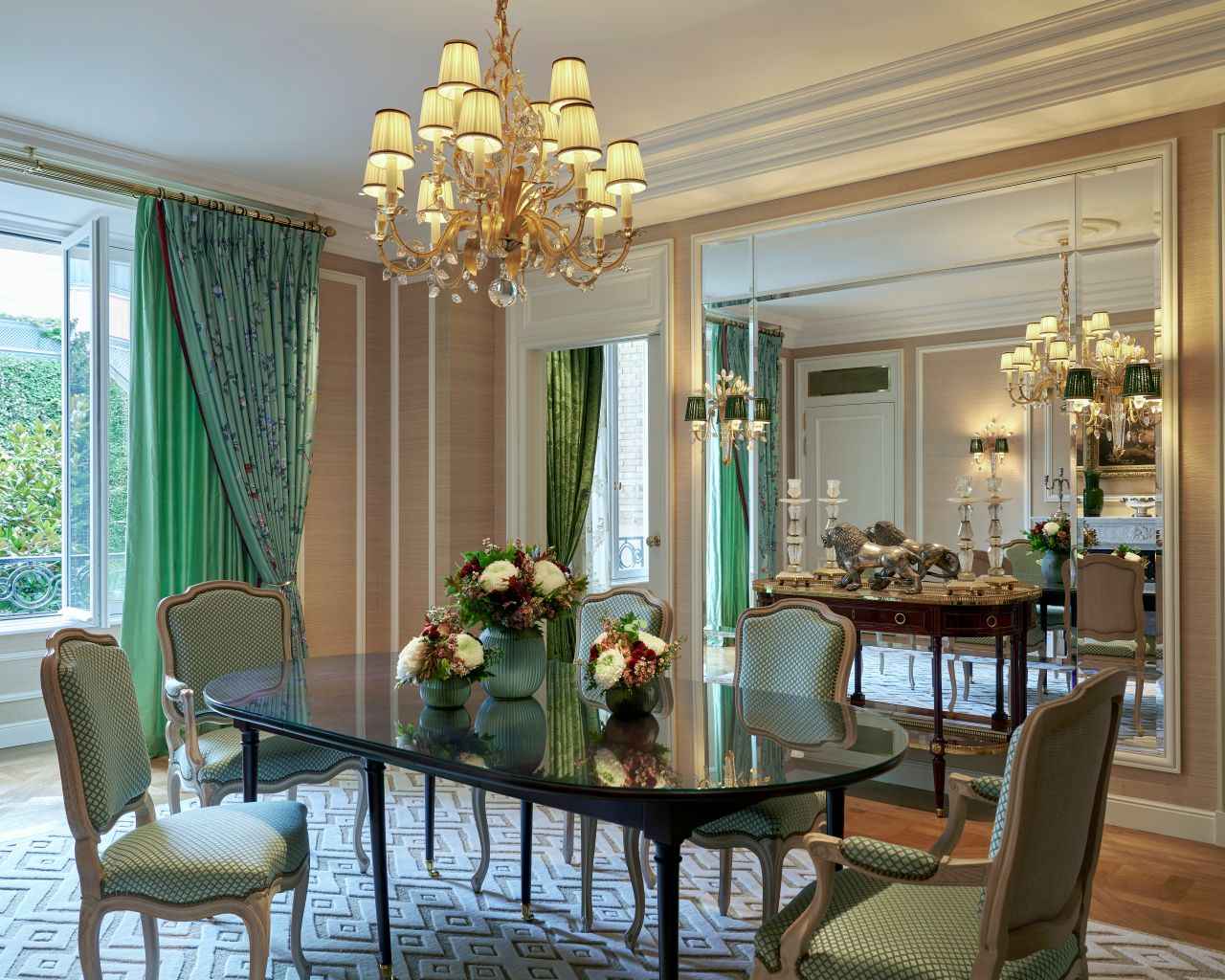 画像 : 7番目の画像 - 「大人のための至福のホテル案内
Vol.17 ル ブリストル パリ
パラスホテルが継承するフィロソフィー」のアルバム - T JAPAN:The New York Times Style Magazine 公式サイト