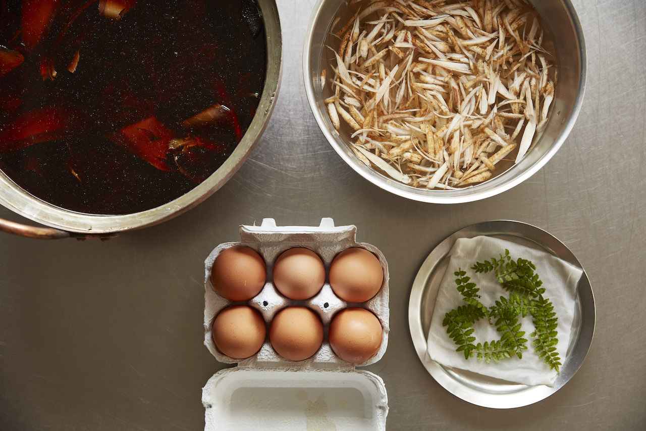 有元葉子さんの 「おいしいものは身体にいいのよ」 Vol.31 ごぼうの卵とじ - T JAPAN:The New York Times Style  Magazine 公式サイト