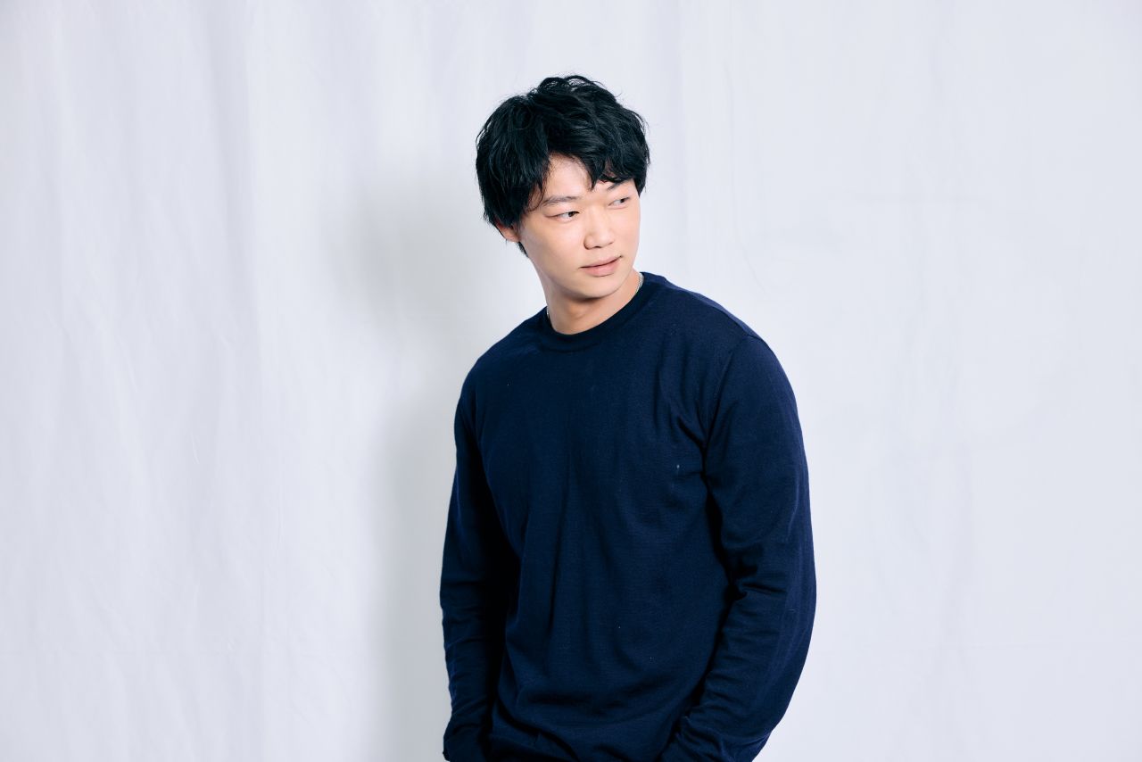 画像 : 3番目の画像 - 「規格外の俳優、笠松将が熱い！ 
韓国ドラマは
「とても濃い撮影だった」」のアルバム - T JAPAN:The New York Times Style Magazine 公式サイト