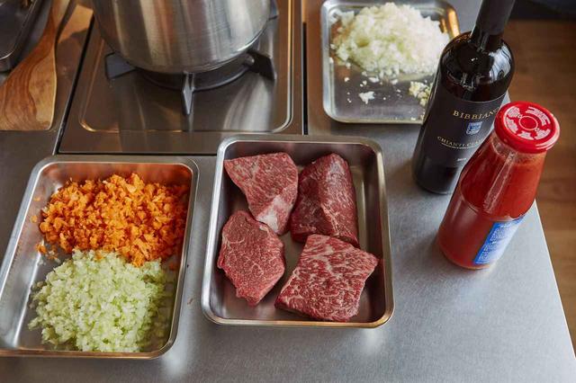 画像: ひたすら煮込むだけの贅沢ビーフシチュー