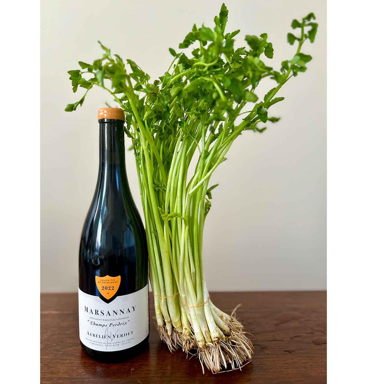 画像 : 1番目の画像 - 「平野由希子の「野菜とお酒」
―幸福な大人の食卓―
Vol.48 せりのレシピ」のアルバム - T JAPAN:The New York Times Style Magazine 公式サイト