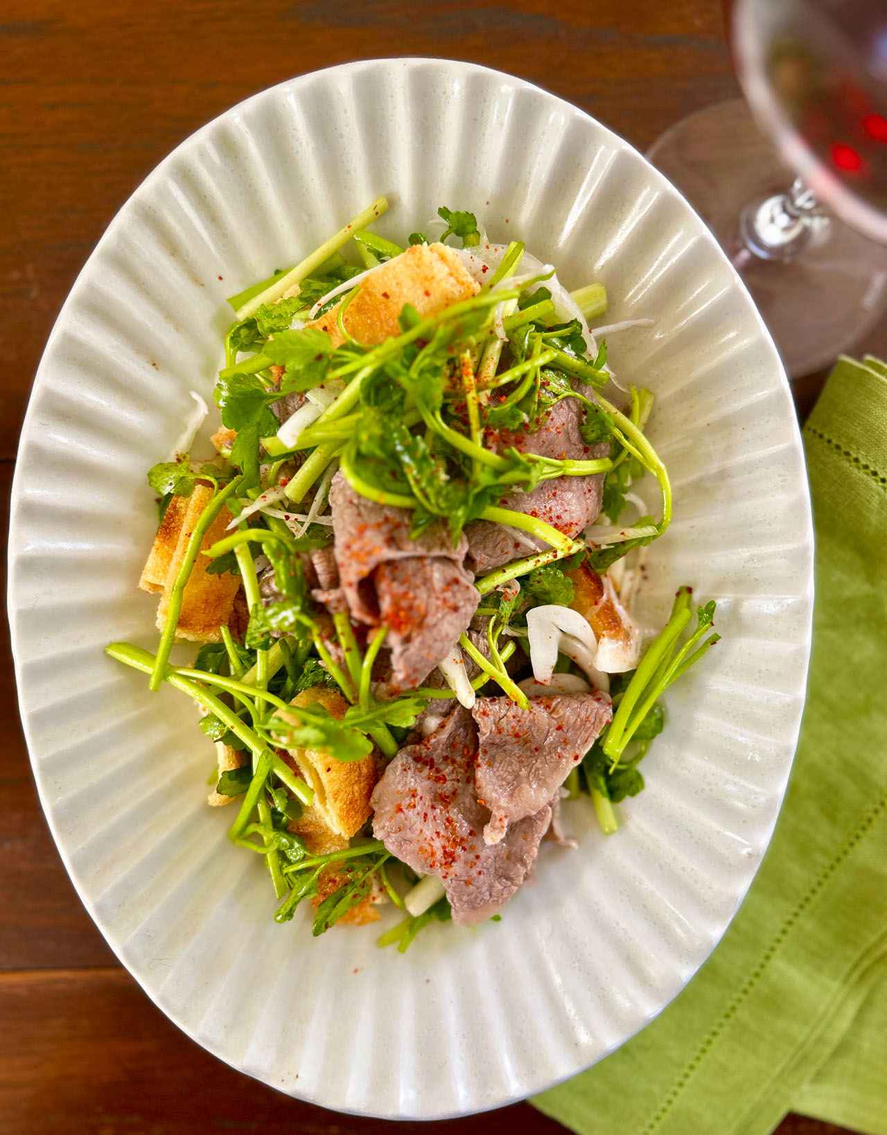 画像 : 4番目の画像 - 「平野由希子の「野菜とお酒」
―幸福な大人の食卓―
Vol.48 せりのレシピ」のアルバム - T JAPAN:The New York Times Style Magazine 公式サイト