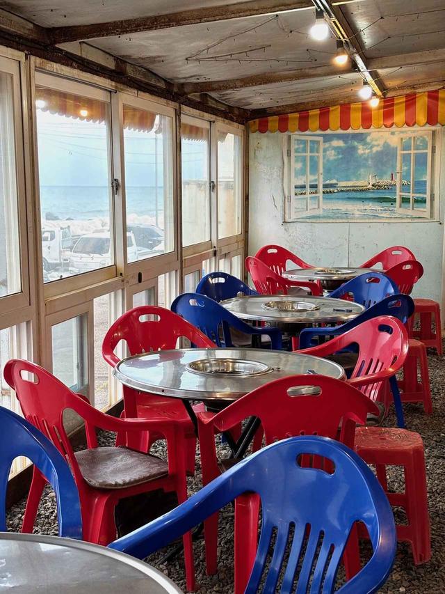 画像: 海を見ながらの食事は最高！