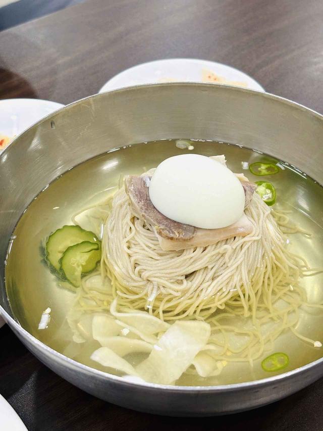 画像: 冷麺13,000ウォン