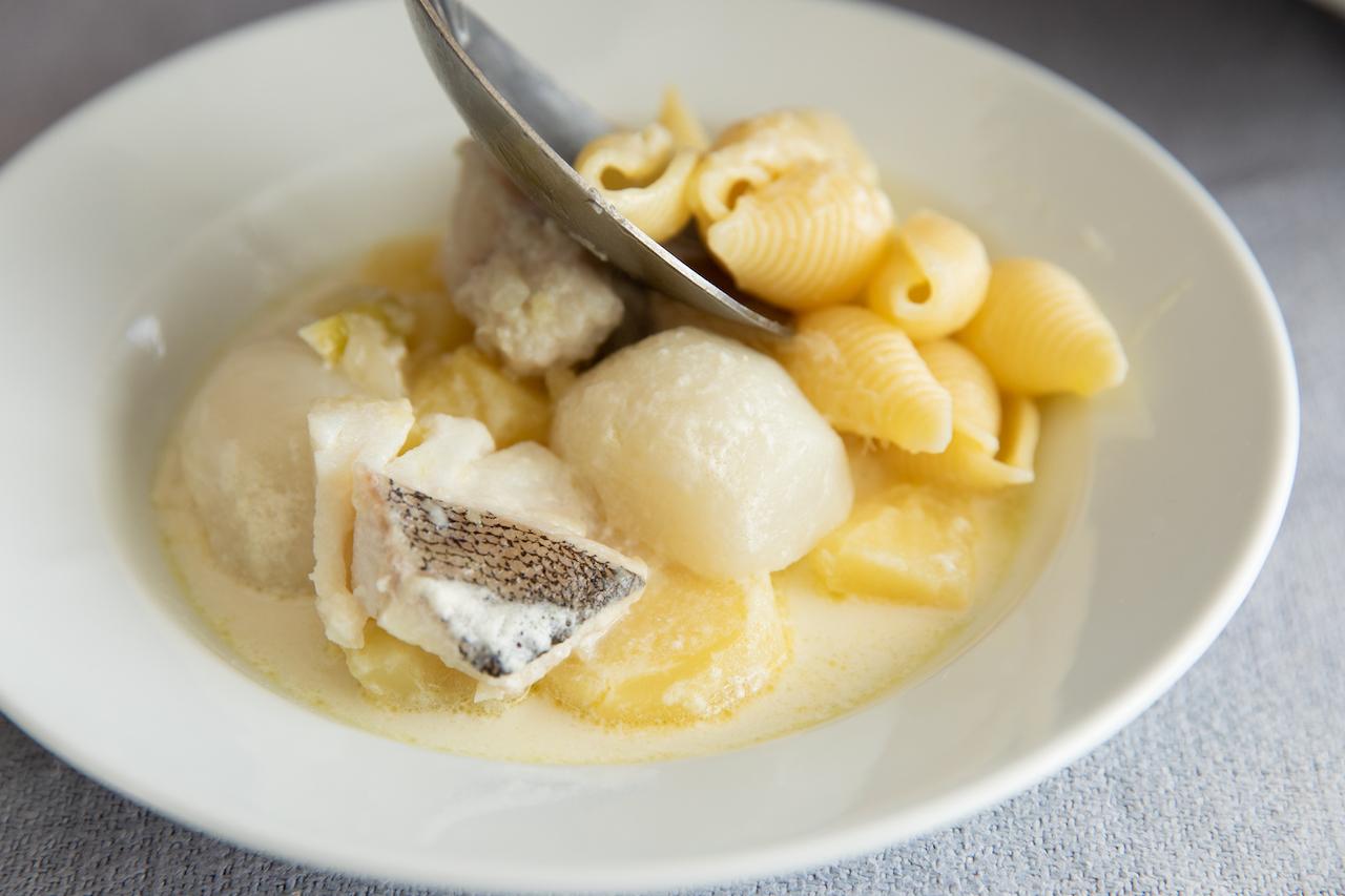 画像 : 6番目の画像 - 「長尾智子の日々のスープ
Vol.14  一度作れば二度おいしい！
たらとかぶ、じゃがいものスープ」のアルバム - T JAPAN:The New York Times Style Magazine 公式サイト