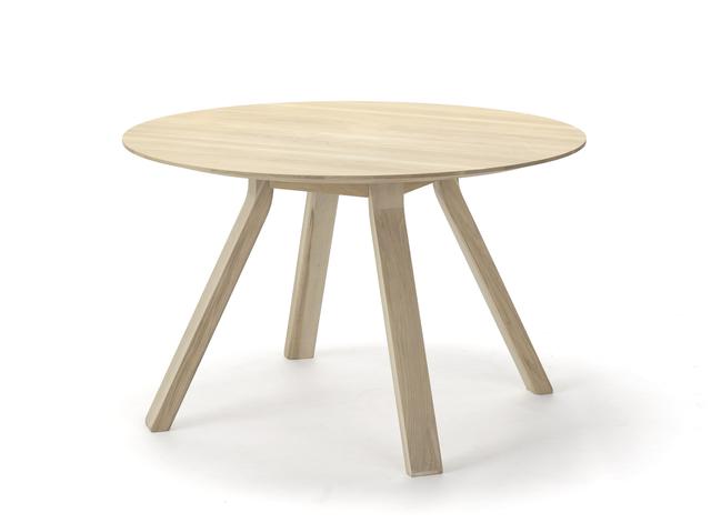 画像: 「スペクトラムラウンドST 120」＜φ120×H74.5cm＞￥ 264,000／カリモクニュースタンダード COURTESY OF KARIMOKU NEW STANDARD