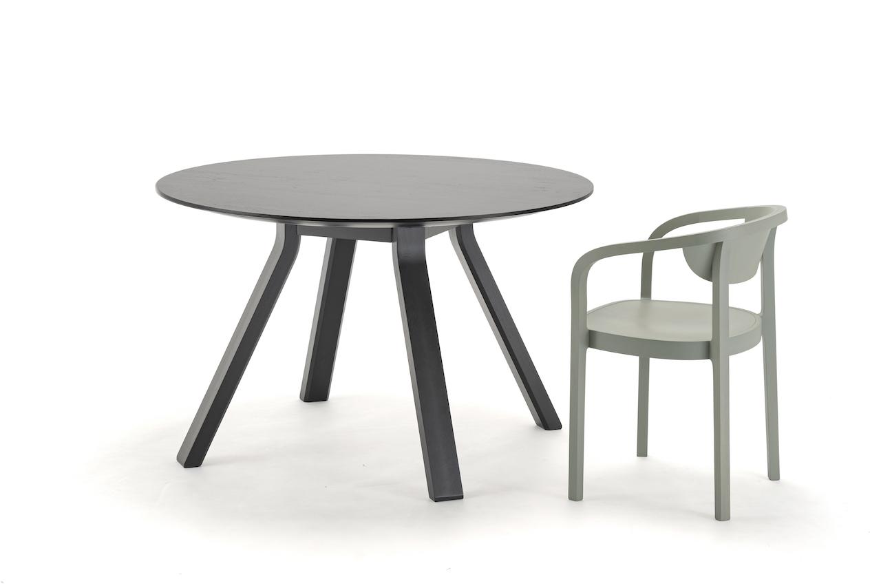 画像 : 10番目の画像 - 「天童木工、カリモク家具ほか
日本のクラフトマンシップが生んだ
美しい丸テーブル6選」のアルバム - T JAPAN:The New York Times Style Magazine 公式サイト