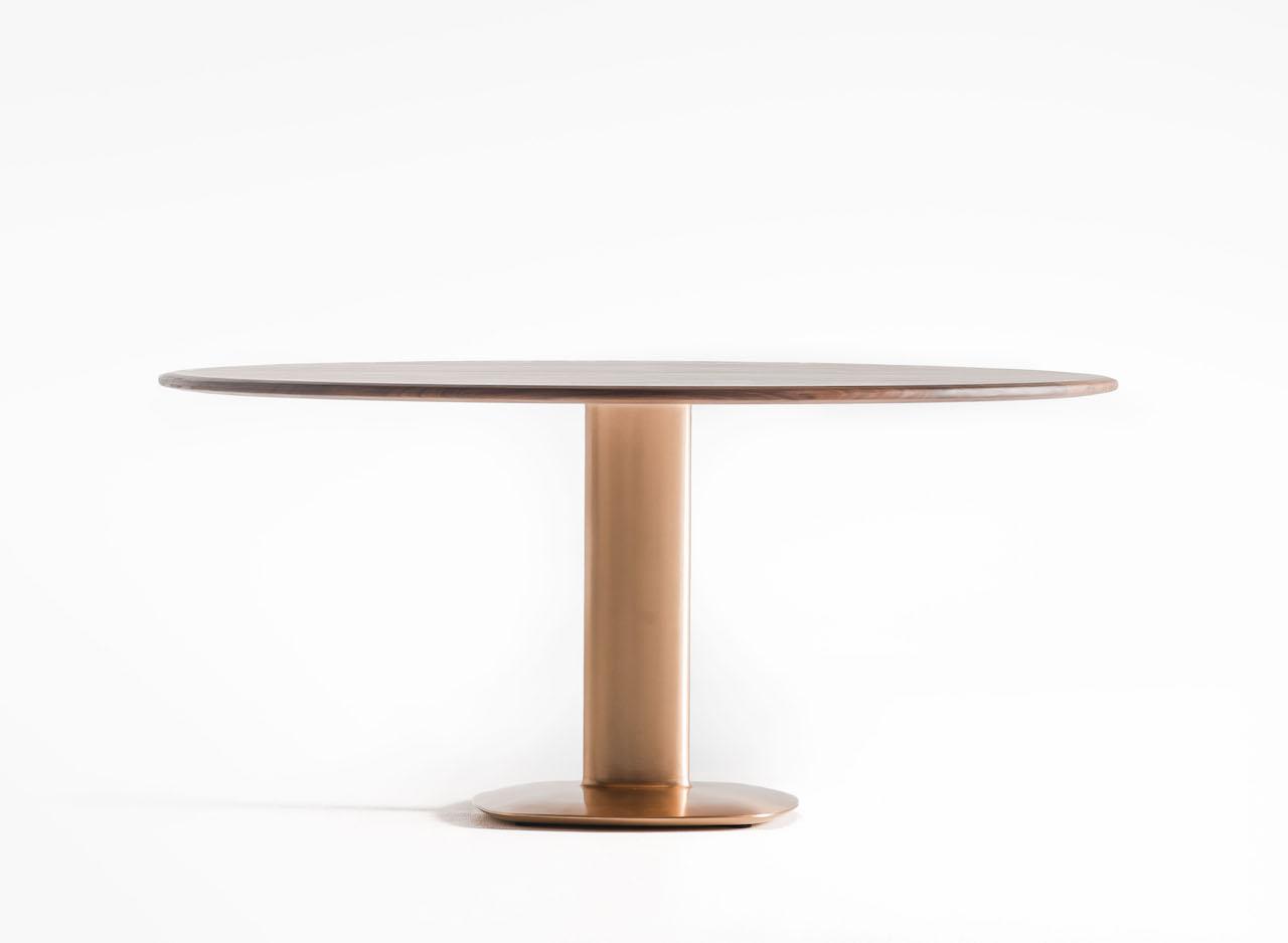 画像 : 8番目の画像 - 「天童木工、カリモク家具ほか
日本のクラフトマンシップが生んだ
美しい丸テーブル6選」のアルバム - T JAPAN:The New York Times Style Magazine 公式サイト