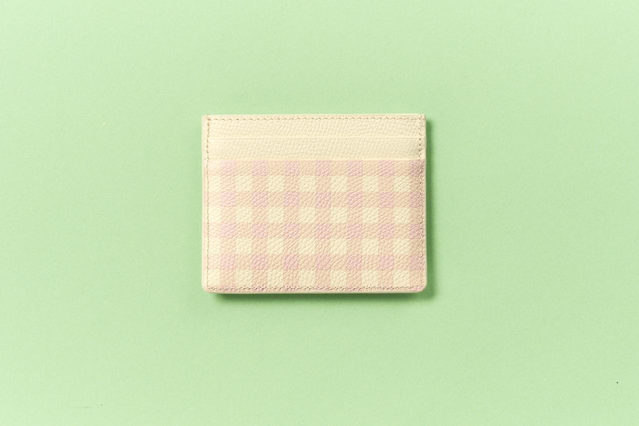 画像 : 13番目の画像 - 「エルメス、ディオール、プラダほか
できるカードケースで、心機一転！」のアルバム - T JAPAN:The New York Times Style Magazine 公式サイト