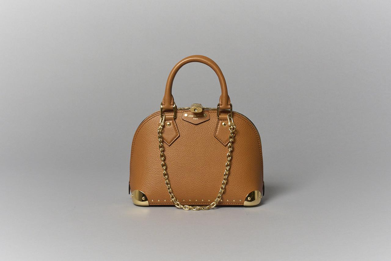 画像 : 2番目の画像 - 「シャネル、ルイ・ヴィトンほか
人気ブランドの
新実力派バッグ15選【2026春夏最新】」のアルバム - T JAPAN:The New York Times Style Magazine 公式サイト