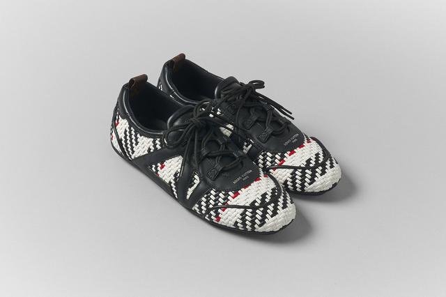 画像: スニーカー「LV スニーカリーナ」￥227,700／ルイ・ヴィトン