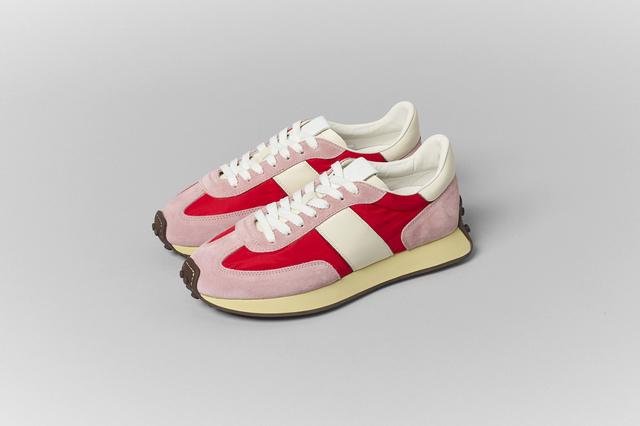 画像: スニーカー「T ヴィンテージ」￥119,900／トッズ